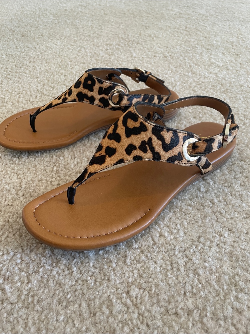 Franco Sarto 8M Goldy thong sandals